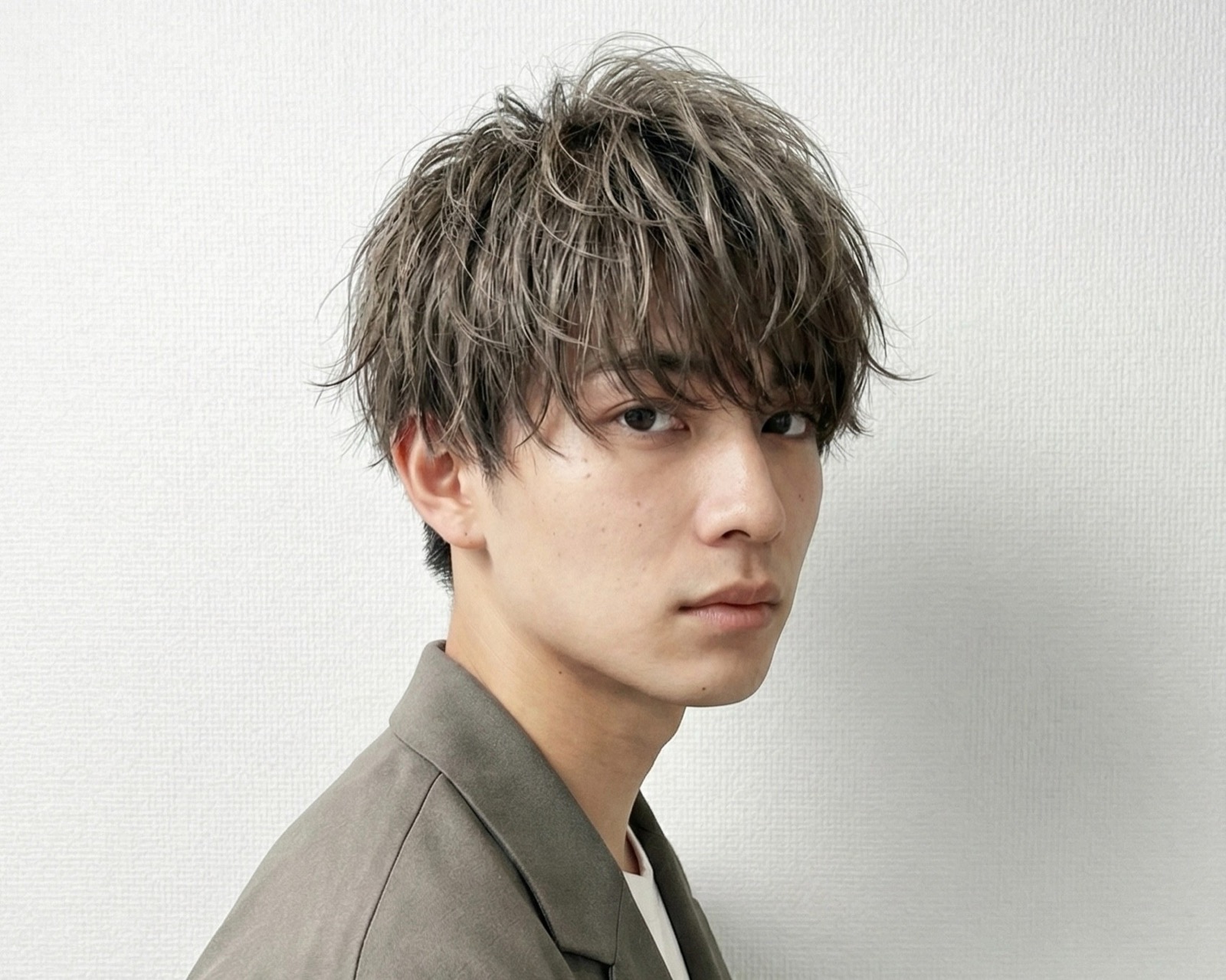 アッシュハイライト / Ash Highlight